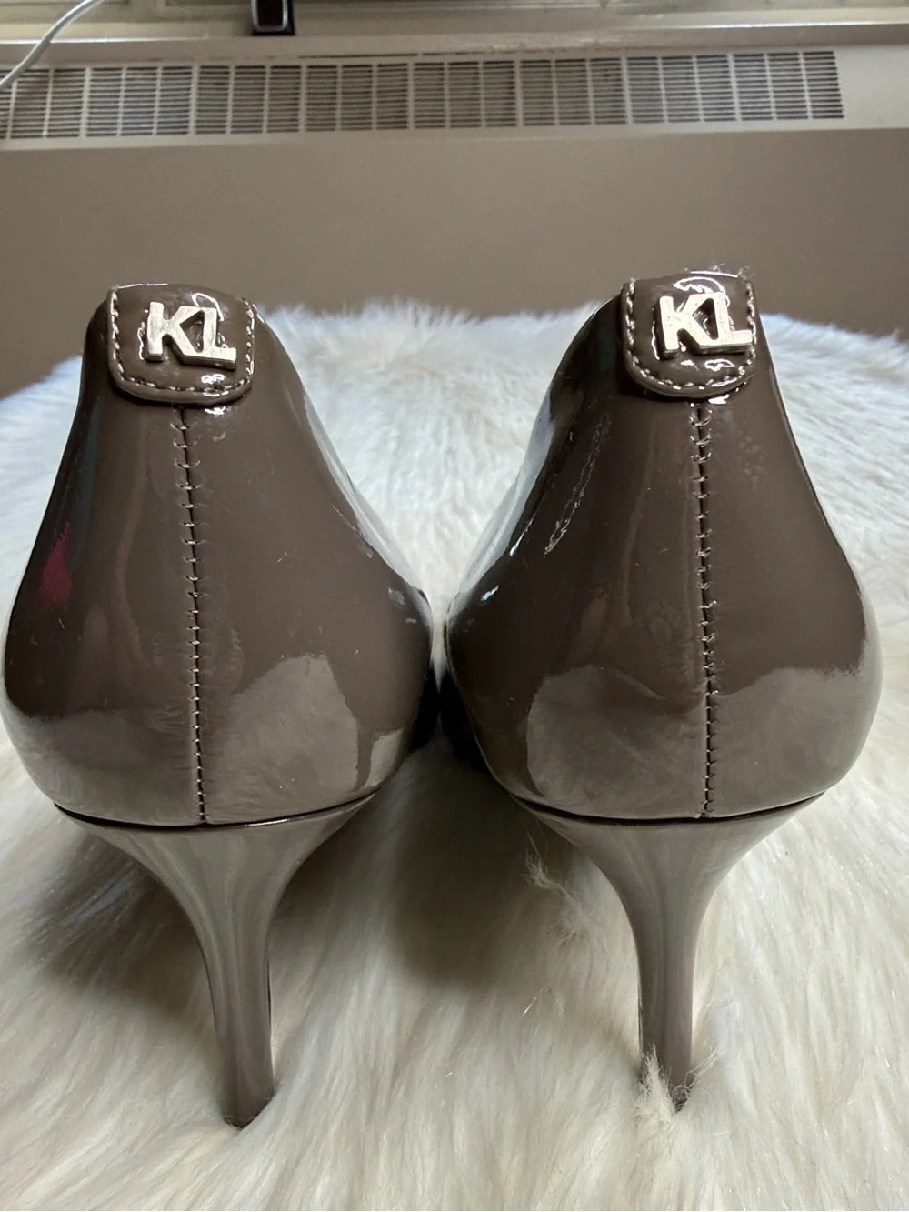 Karl Lagerfeld Paris Royale Patent Leather Anthracite Gray Heels